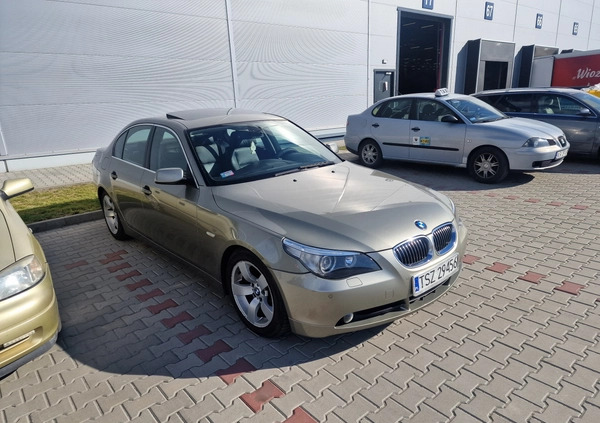 BMW Seria 5 cena 19000 przebieg: 366500, rok produkcji 2003 z Sosnowiec małe 106